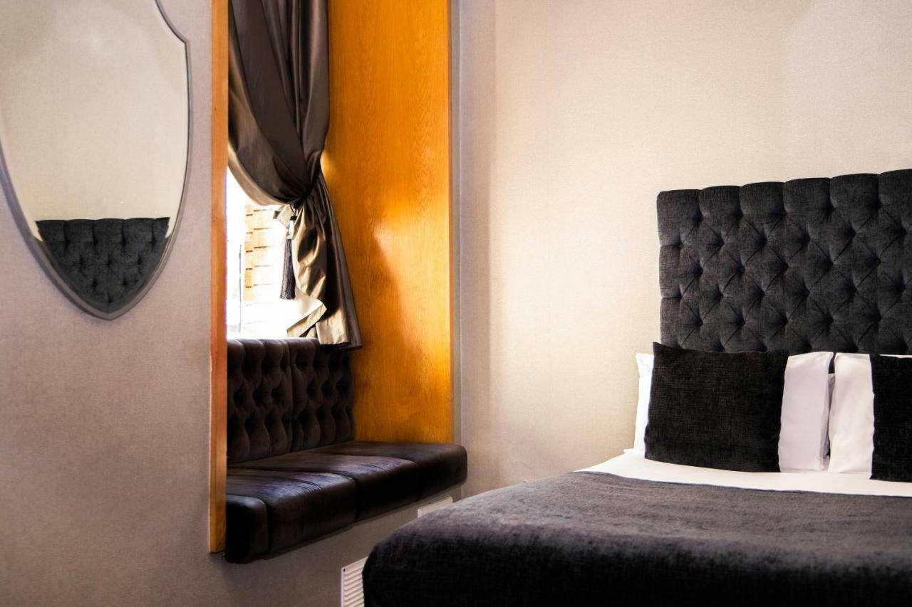 Signature Living Hotel 4*